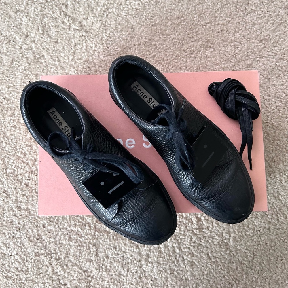 SOLD - Picture 2 of 6